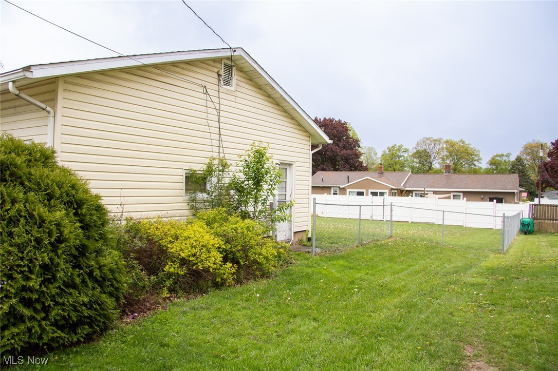 1487 Harden Drive, Barberton, Ohio image 37