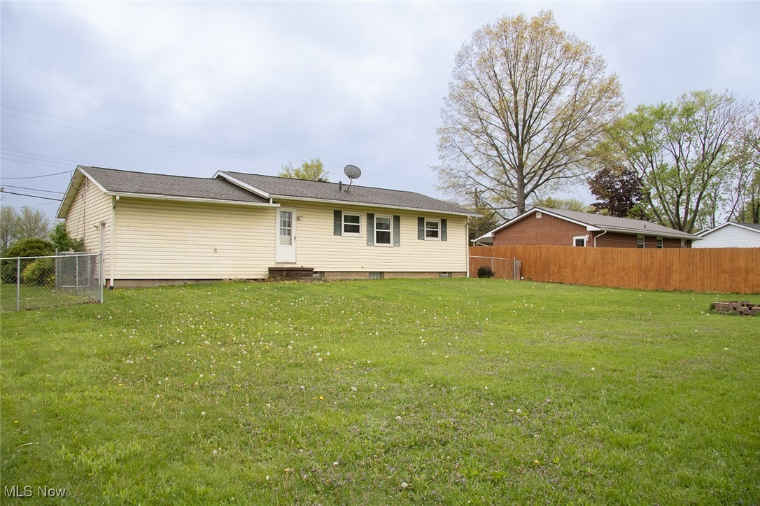 1487 Harden Drive, Barberton, Ohio image 33
