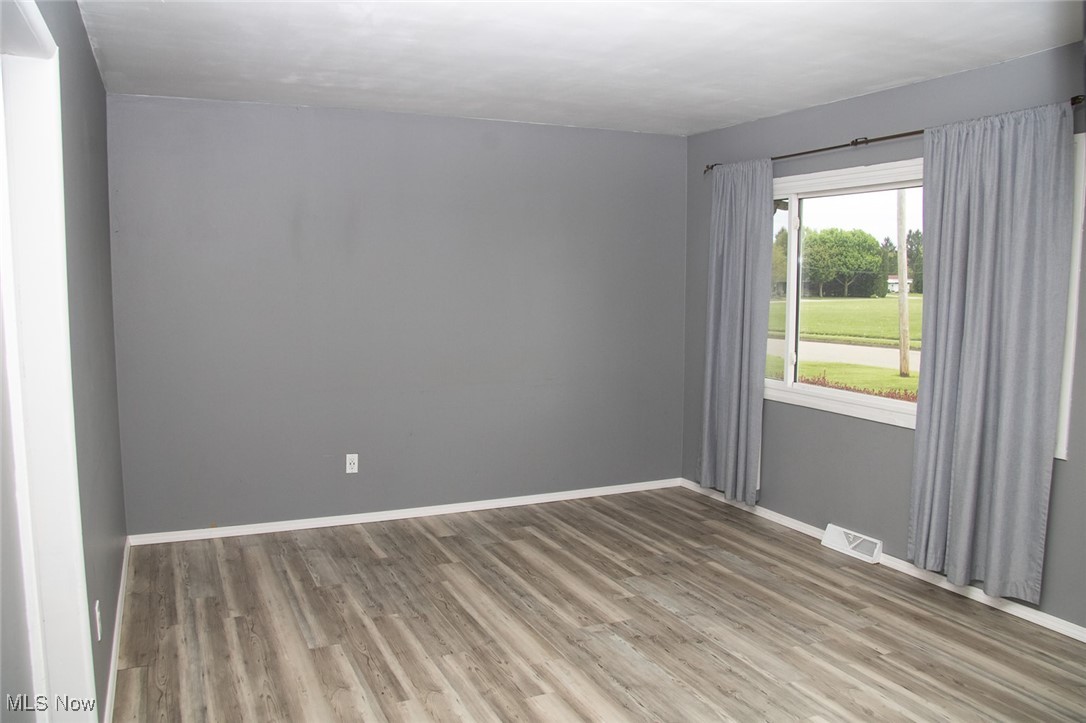 1487 Harden Drive, Barberton, Ohio image 4
