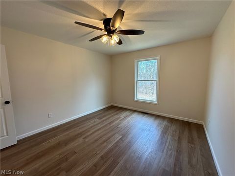 Tiny photo for 206 Beachwood Drive, Youngstown, OH 44505 (MLS # 5190020)