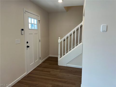 Tiny photo for 206 Beachwood Drive, Youngstown, OH 44505 (MLS # 5190020)