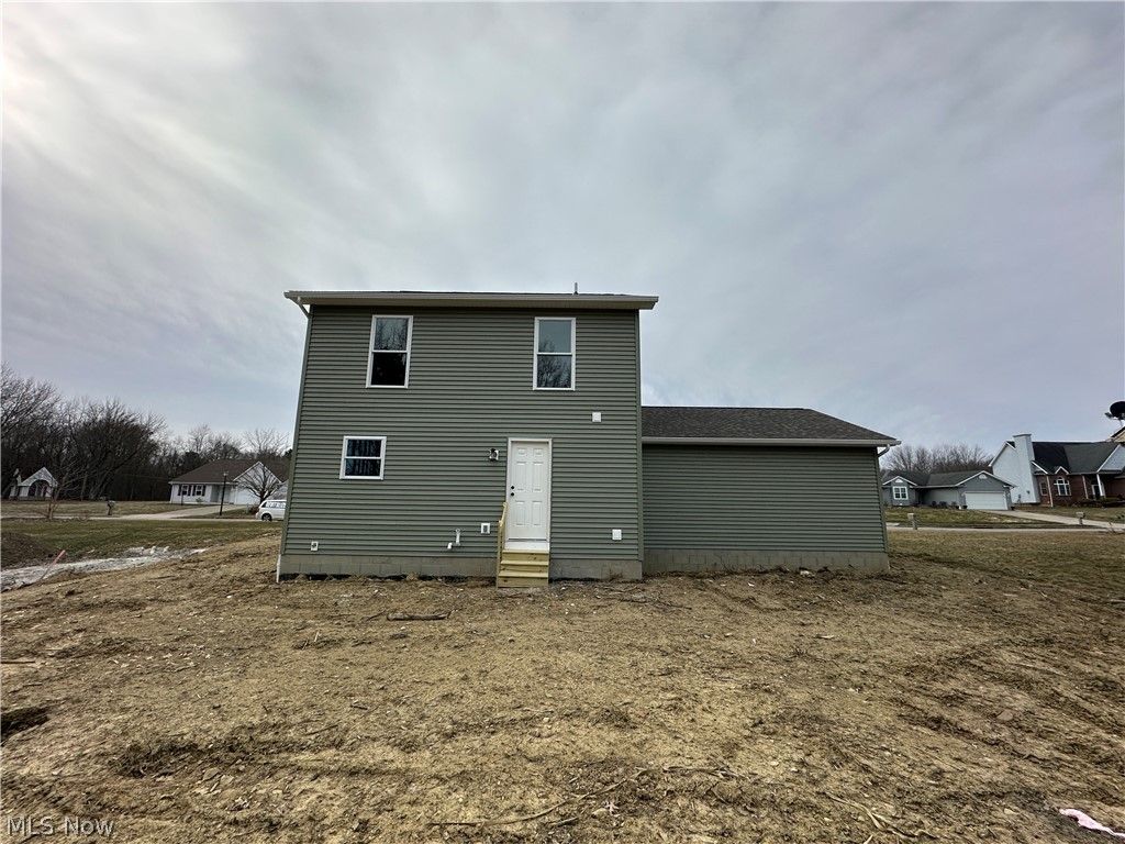 Photo of 206 Beachwood Drive, Youngstown, OH 44505 (MLS # 5190020)