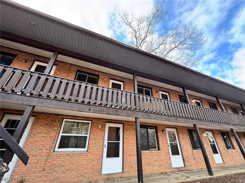 A Hanna HomeFinder account is required to view this listing.