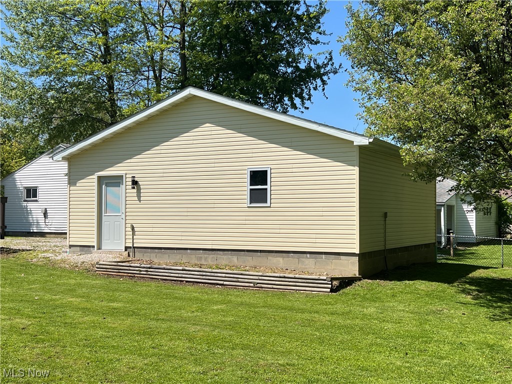 7195 Anthony Court, Madison, Ohio image 19