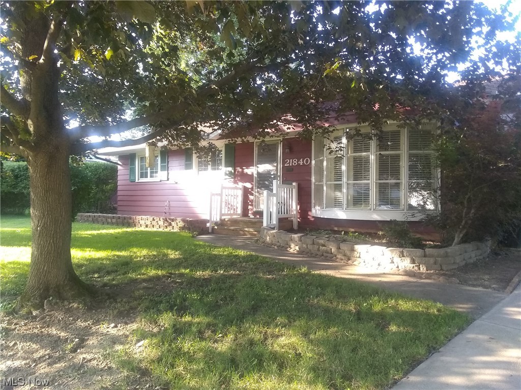 3br ranch single family home, 2 full bathrooms, 1/2 bath, partially finished basement with new carpet, new (6/23) HWT & electric panel, wood floors in many of the rooms, plenty of kitchen cabinet & pantry space; stove, dishwasher, central air are included; generator is approx 15 years old,
There is a vacant "side" lot that is included in the same parcel as the house; the county auditor's site references an enclosed porch (270 sq ft, NOT included in the sq ft of this listing) but it has always been used 24/7/365 as normal living space;
list agent is related by marriage to deceased owners, co list agent is a son of the deceased owners
band saw and riding mower in garage & mini trailer in front of garage are NOT included with the sale of the house.