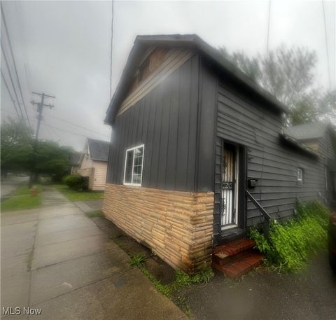 3810 E 54th Street Cleveland OH 44105