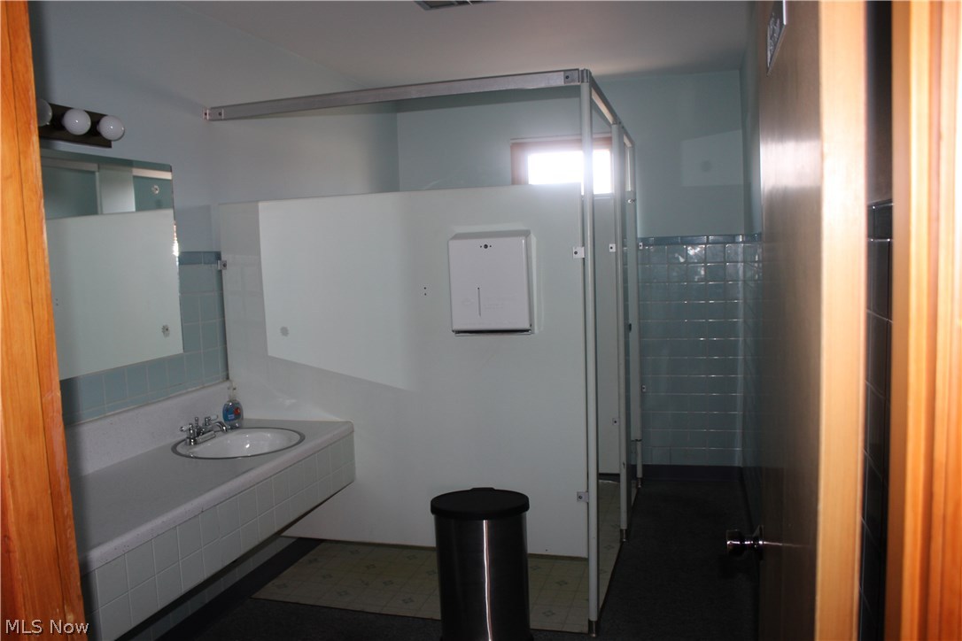 Cherrwood - Commercial Sale