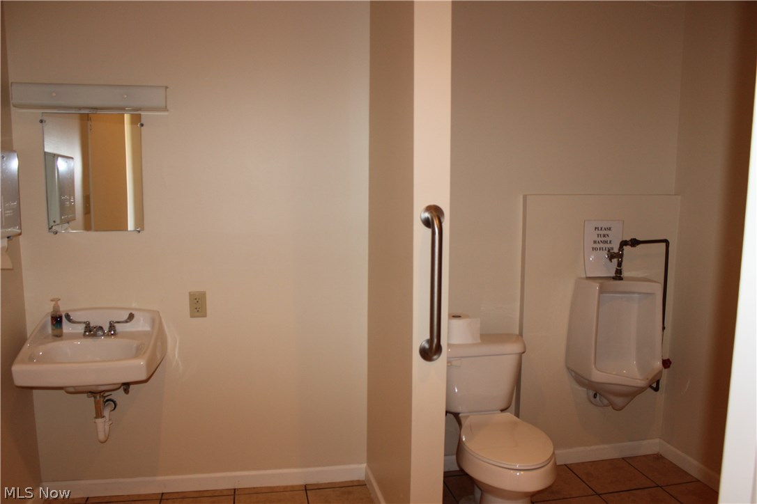 Cherrwood - Commercial Sale