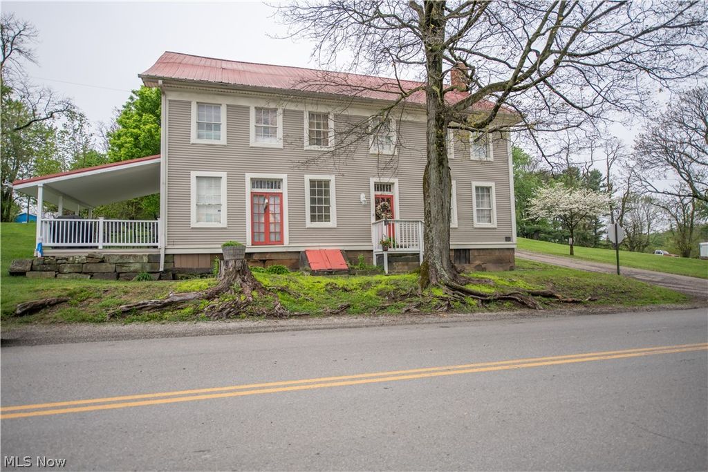 Photo of 211 Main Street, Deersville, OH 44695 (MLS # 5203301)