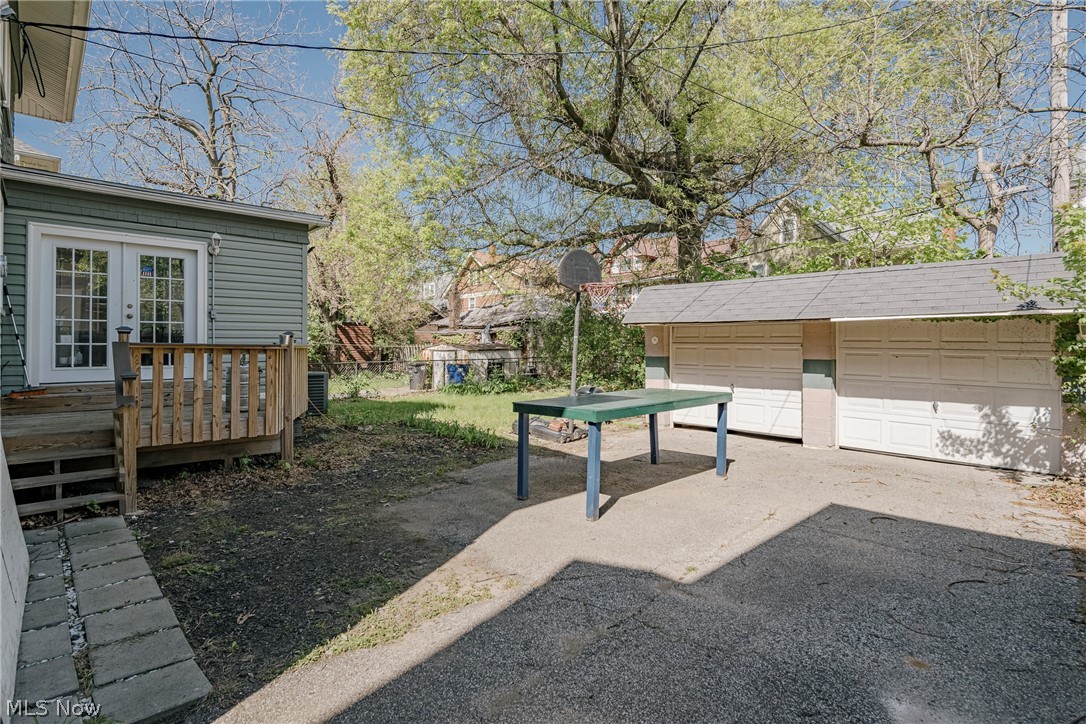 1515 E 107th Street