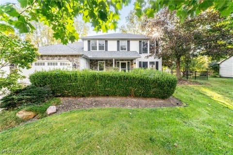 Homes For Sale - 3453 Barrington Drive<br/> Lorain County, Avon, OH 44011