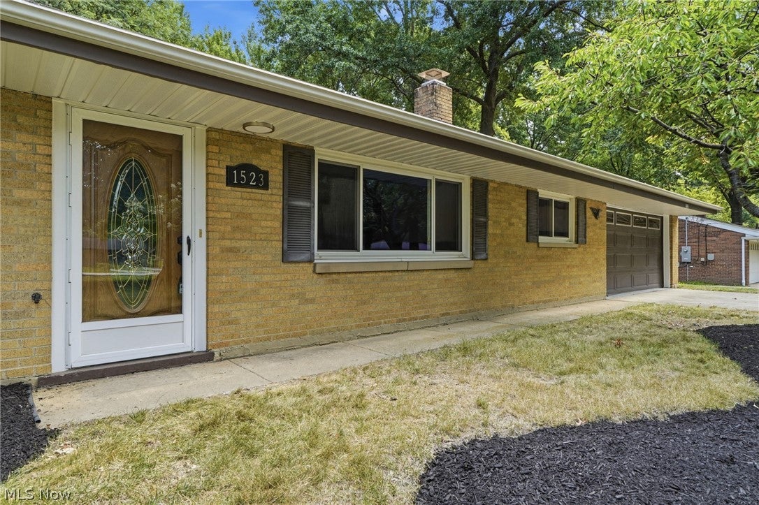 1523 Bradford Drive