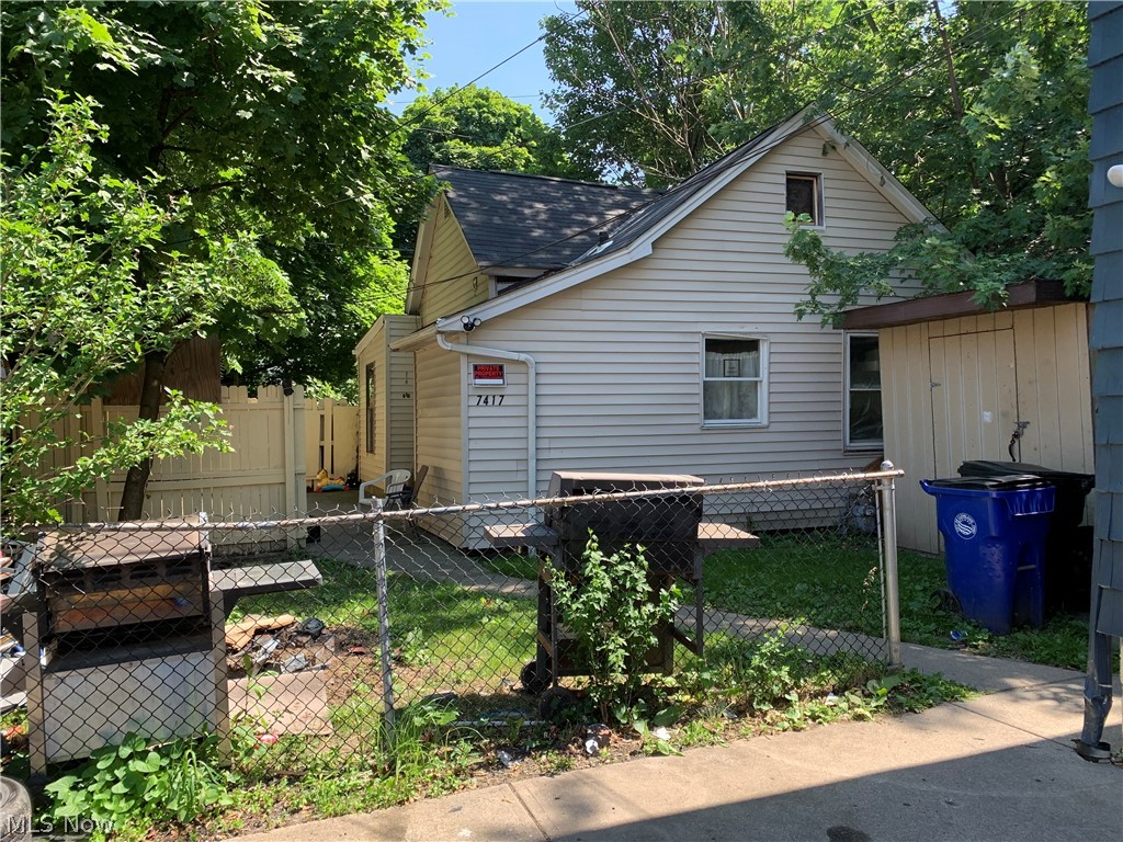 Hoyt - Residential Income