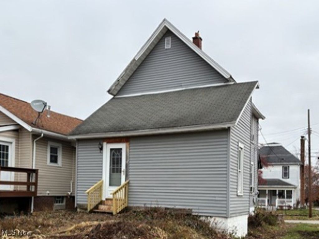 Photo of 530 Edgehill Avenue, Ashland, OH 44805 (MLS # 5177003)