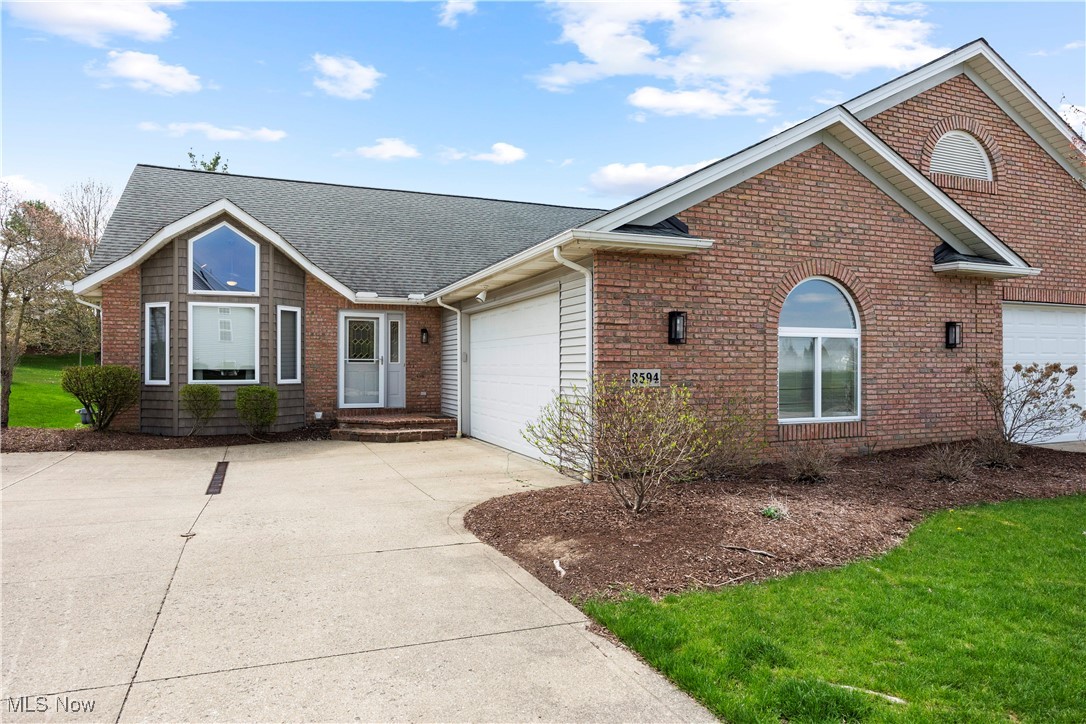 3594 Greenview Drive, Medina, Ohio image 41