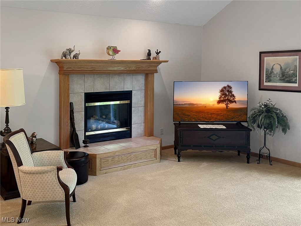 15579 Oak Hollow Lane