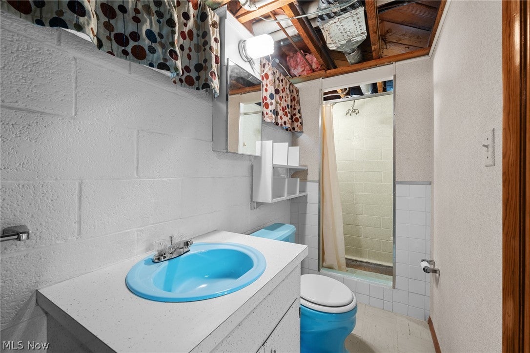 Mayflower Properties 01 - Residential