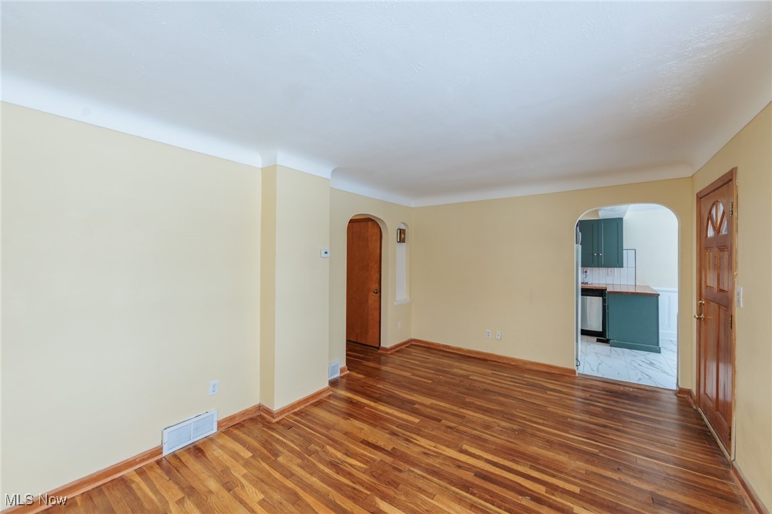 17001 Laverne Avenue