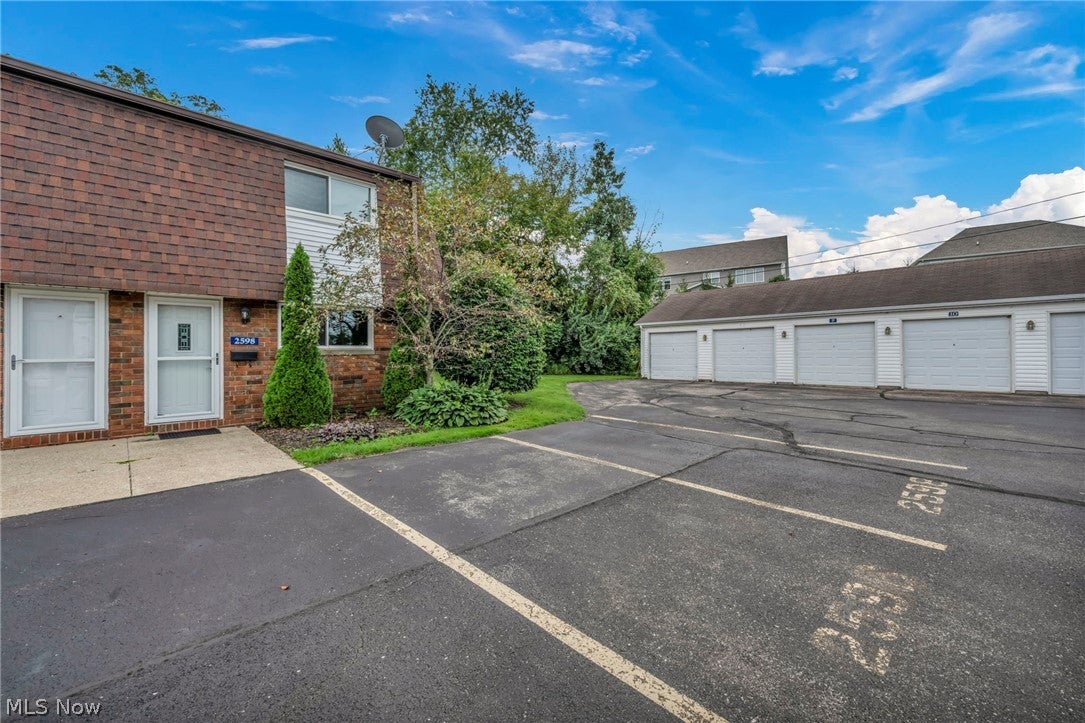 2598 Shakespeare Lane