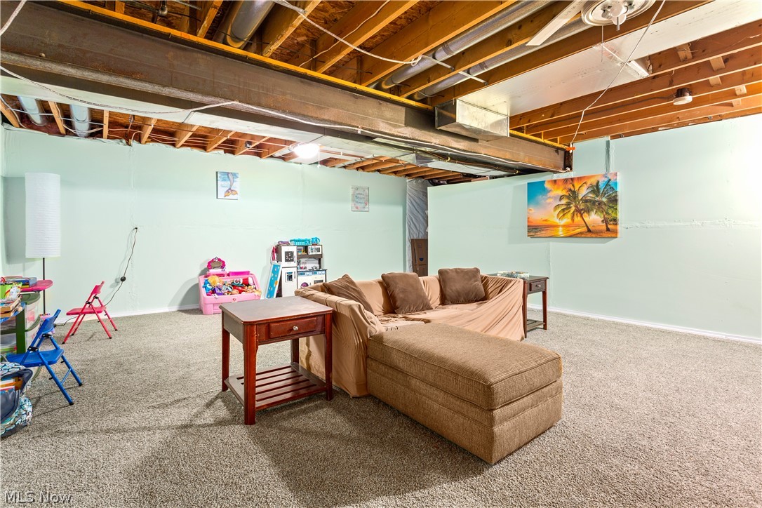 Trade Winds - Residential