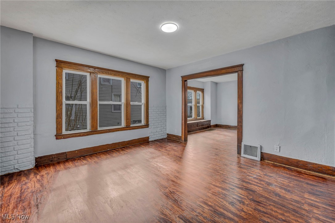 2834 Apple Avenue, Lorain, Ohio image 14