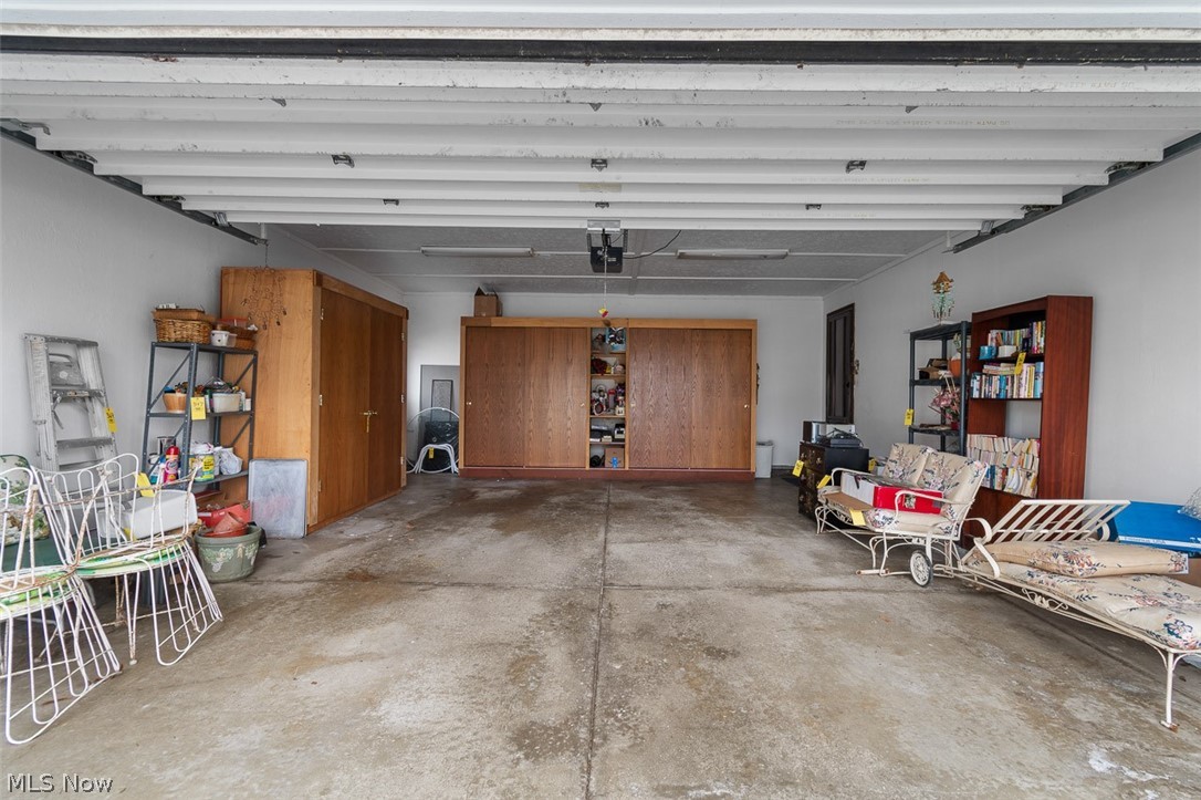 Vill Gr Sub - Residential