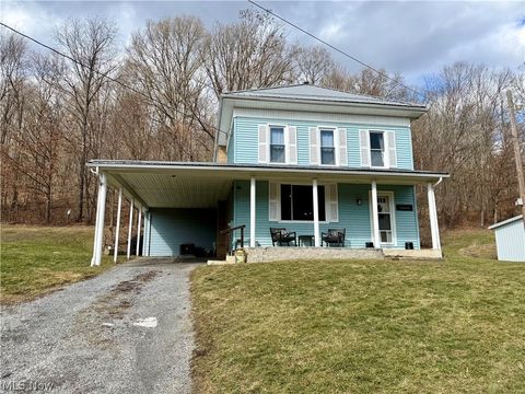 Homes For Sale - 4257 Jade Road<br/> Dellroy, OH 44620