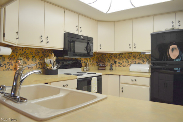 Snug Harbor Condo - Residential