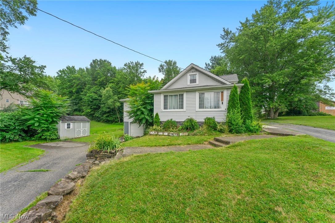 Located in the desirable Austintown School District, this spacious 4-bedroom, 2-bathroom home sits on nearly an acre (.86 acres) and offers a perfect blend of updates and functionality.
The main level features durable laminate flooring throughout, while the second floor is comfortably carpeted. The recently updated kitchen boasts sleek stone countertops and modern finishes, making it the heart of the home.
Enjoy the convenience of two asphalt driveways—one leading to the basement-level garage and another providing easy access to the first-floor patio. Whether you’re hosting gatherings or simply enjoying your space, this home delivers comfort and flexibility inside and out.
Don’t miss your chance to own a move-in-ready home in a great location—schedule your private showing today!