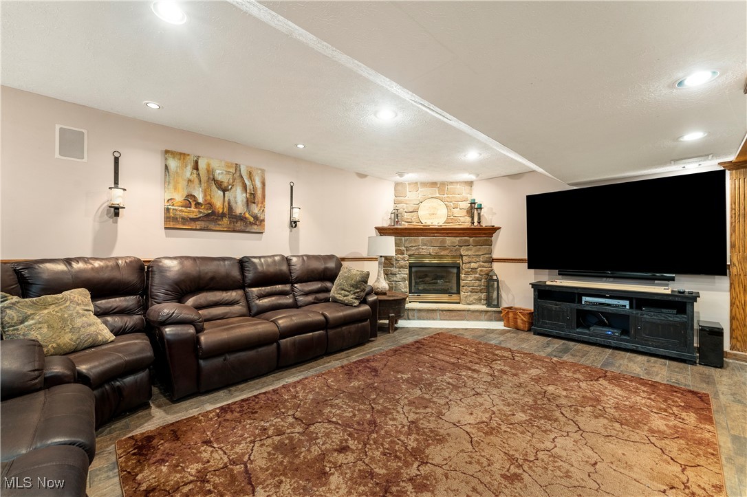 Hunters Hollow - Residential