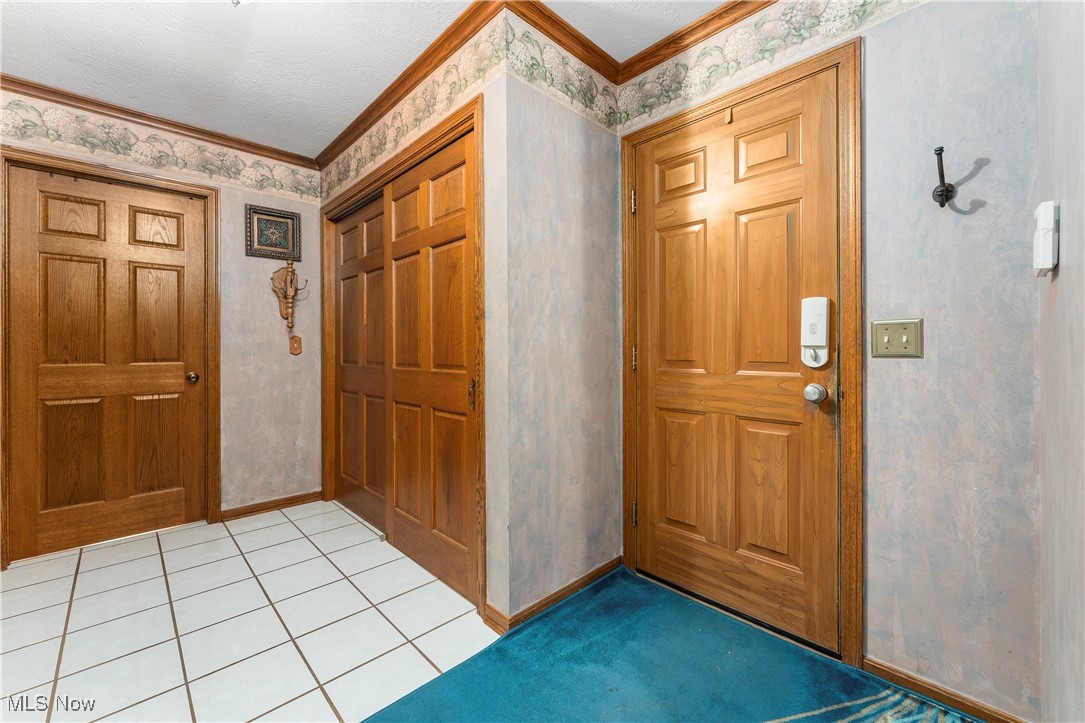 Hunters Hollow - Residential