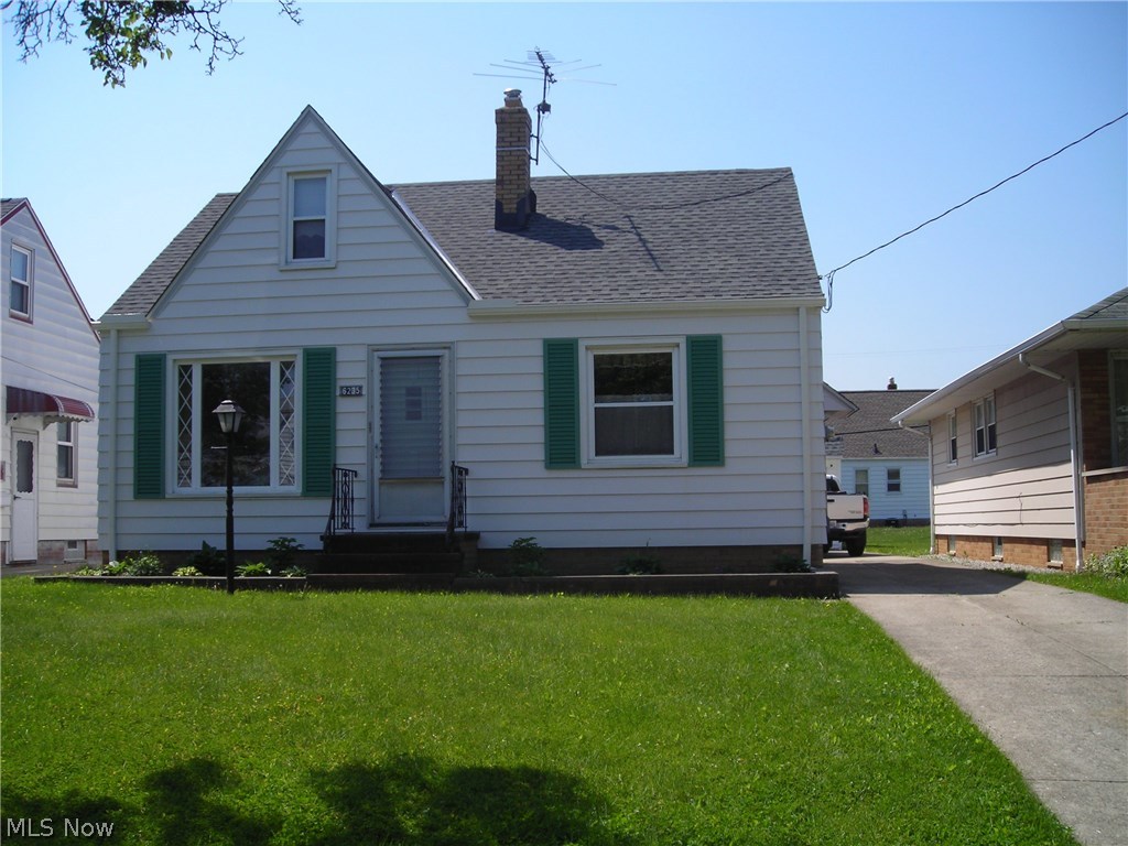This charming 4 bedrm, 1.5 bath one-owner home is waiting & ready for your personal touch. Hardwood floors throughout, newer furnace & roof, 2-car garage w/built-ins on the second floor. This is a must see!