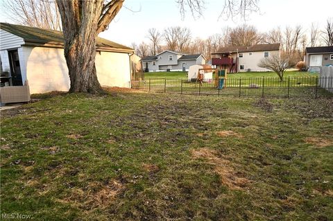 Tiny photo for 1737 Halbert Drive, Youngstown, OH 44514 (MLS # 5188058)