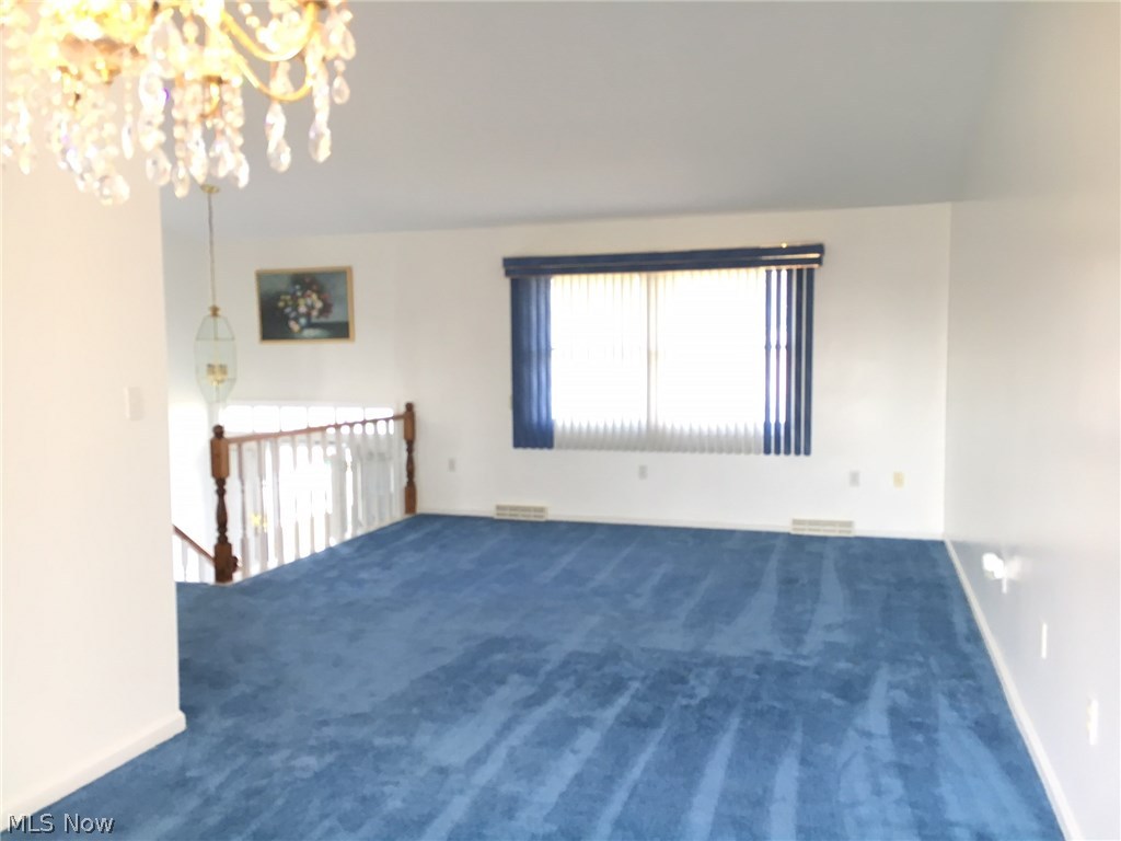 218 COUNTRY CLUB - Residential