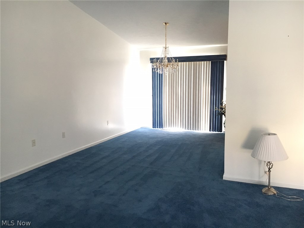 218 COUNTRY CLUB - Residential