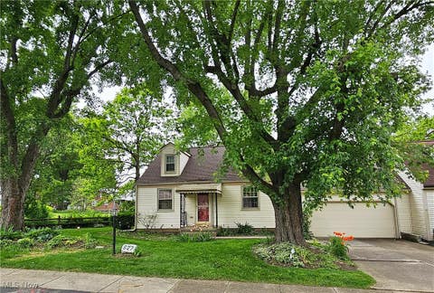 Photo for 627 Cobblestone Court