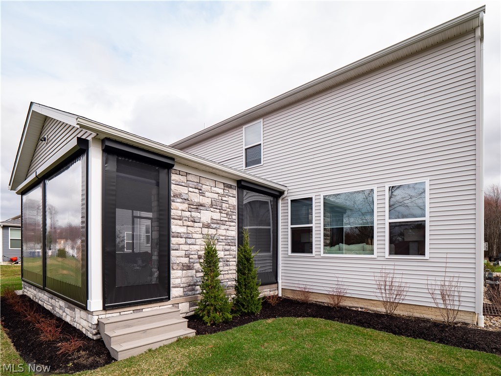 Pine Lakes Xing - Residential