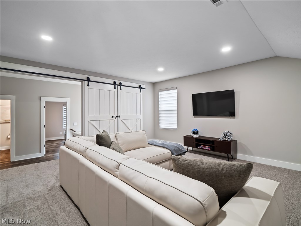 Pine Lakes Xing - Residential