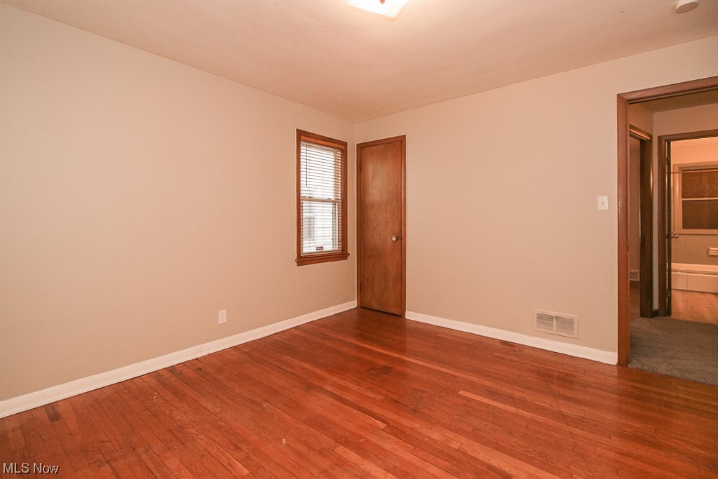 Larchmont Improv Cos - Residential