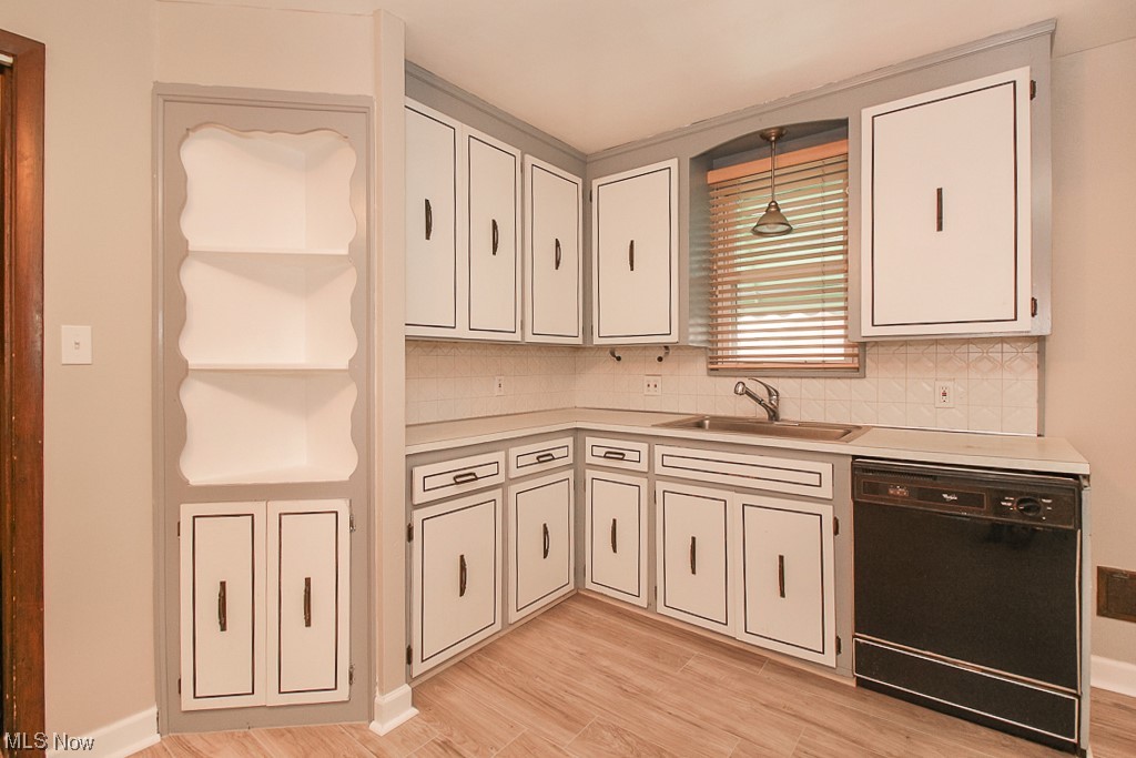 Larchmont Improv Cos - Residential