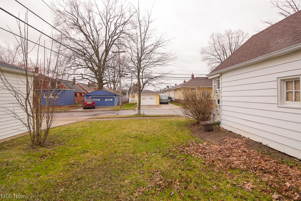 Larchmont Improv Cos - Residential