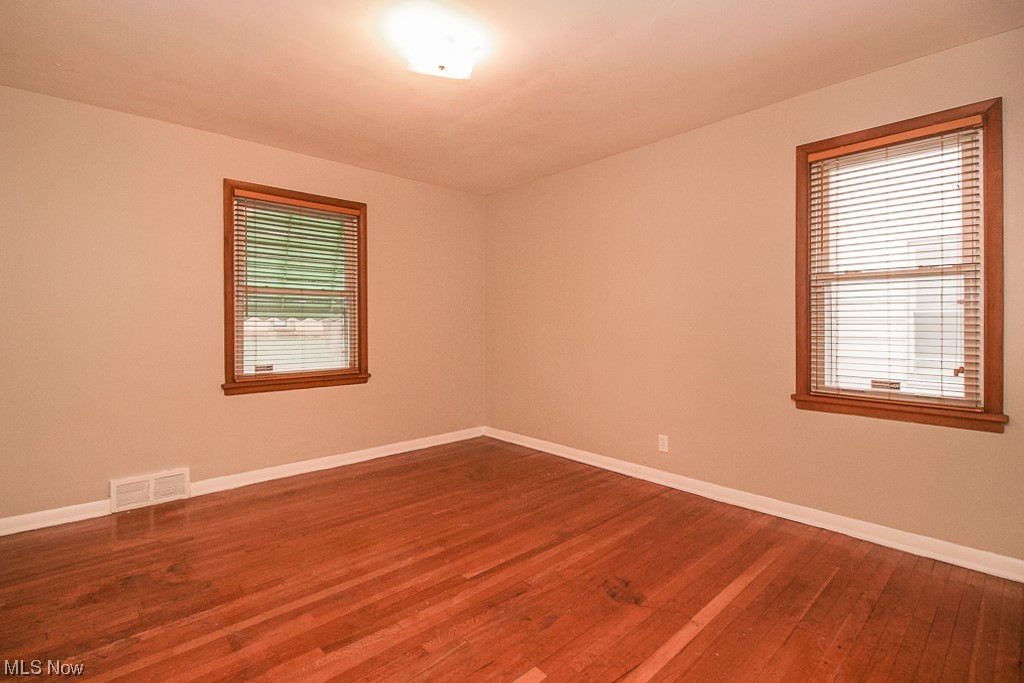 Larchmont Improv Cos - Residential