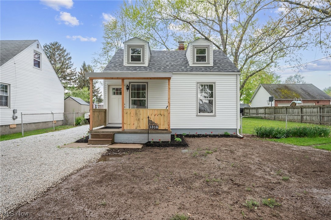 1316 E 362nd Street, Eastlake, Ohio image 1