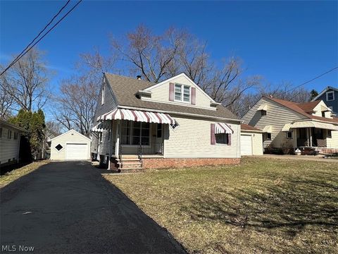 Homes For Sale - 19931 Raymond Street<br/> Maple Heights, OH 44137