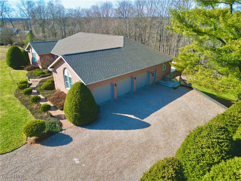 5295 Milford Drive, Zanesville, Ohio image 48