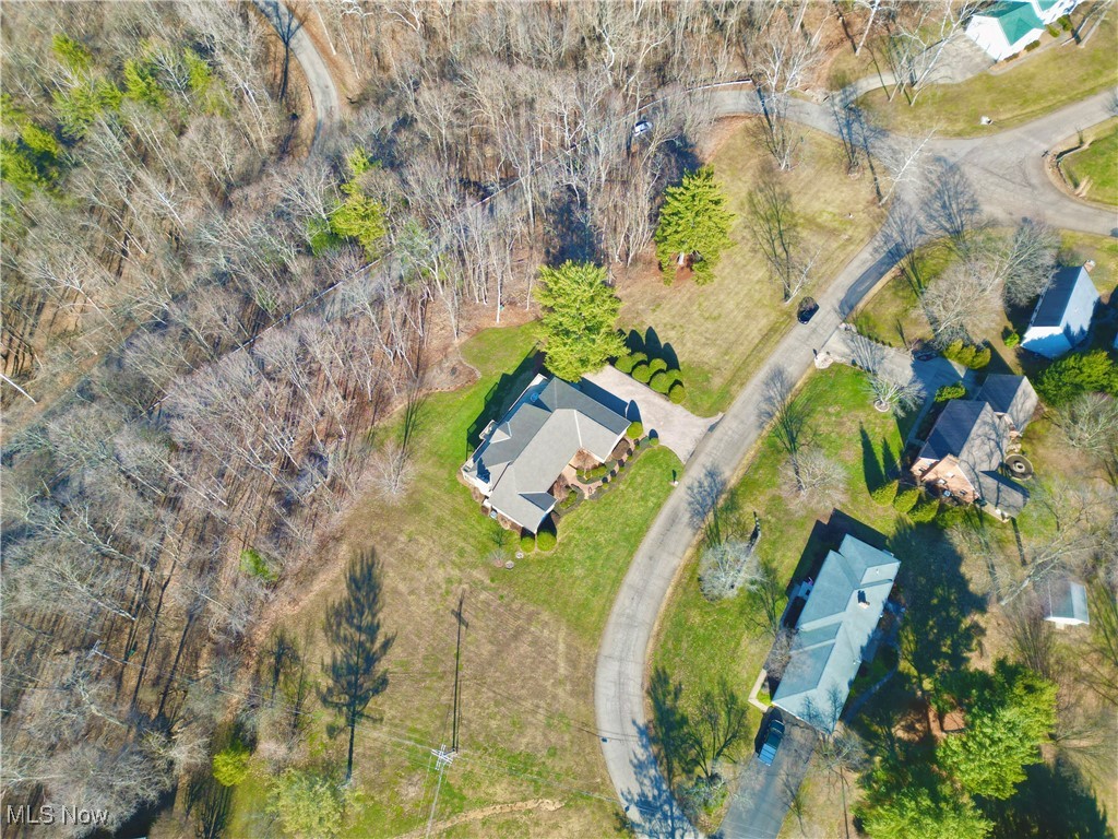 5295 Milford Drive, Zanesville, Ohio image 47
