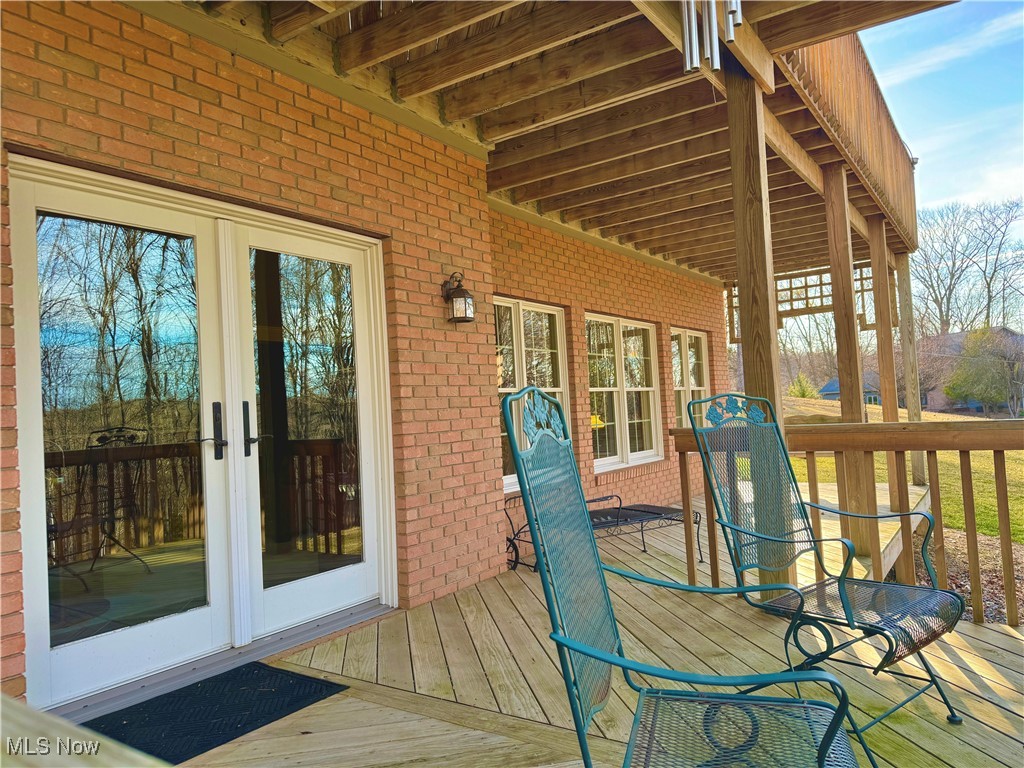 5295 Milford Drive, Zanesville, Ohio image 46