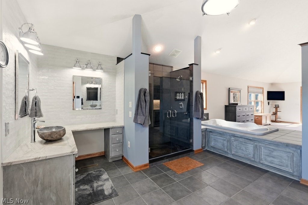 Turnberry - Residential