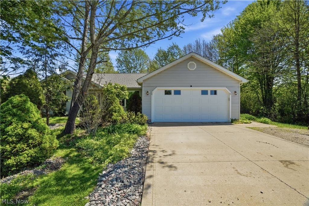 Photo of 155 Rome Rock Creek Road, Roaming Shores, OH 44084 (MLS # 5206670)