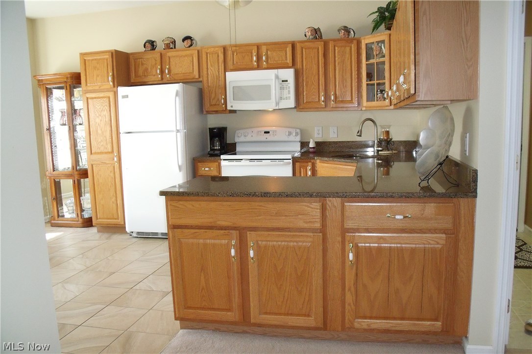 Athenian Village Condo Ph 16 - Residential